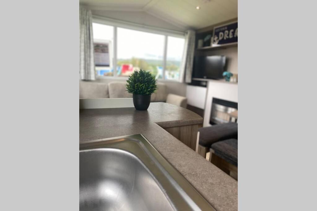Presthaven Cozy Retreat Leilighet Prestatyn Eksteriør bilde